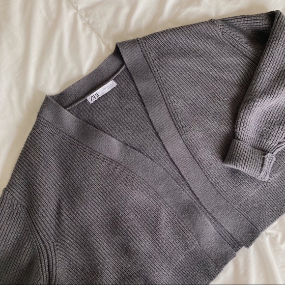 Charcoal grey Zara cardigan 🪶 - Picture 3 of 3